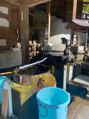 三方石観世音の手水舎