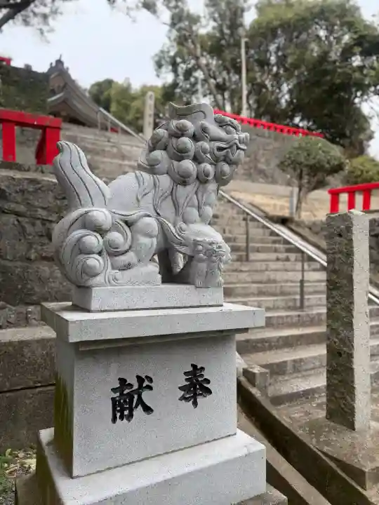 織幡神社の{uncategorized: "未分類", other: "その他", undefined: "問題あり", building: "その他建物", grave: "お墓", sacred_gate: "鳥居", guardian: "狛犬", statue: "像", buddha: "仏像", history: "歴史", nature: "自然", garden: "庭園", animal: "動物", pagoda: "塔", temizu: "手水舎", mountain_gate: "山門・神門", sanctuary: "本殿・本堂", subordinate: "末社・摂社", art: "芸術", scenery: "景色", jizo: "地蔵", ema: "絵馬", goshuin: "御朱印", omikuji: "おみくじ", items: "授与品その他", amulet: "お守り", goshuincho: "御朱印帳", eats: "食事", festival: "お祭り", votive_dance: "神楽", shichigosan: "七五三参", wedding: "結婚式", experience: "体験その他", initially: "初詣", around: "周辺", anti_infection: "感染症対策"}