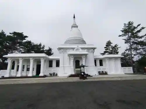 釜石大観音の{uncategorized: "未分類", other: "その他", undefined: "問題あり", building: "その他建物", grave: "お墓", sacred_gate: "鳥居", guardian: "狛犬", statue: "像", buddha: "仏像", history: "歴史", nature: "自然", garden: "庭園", animal: "動物", pagoda: "塔", temizu: "手水舎", mountain_gate: "山門・神門", sanctuary: "本殿・本堂", subordinate: "末社・摂社", art: "芸術", scenery: "景色", jizo: "地蔵", ema: "絵馬", goshuin: "御朱印", omikuji: "おみくじ", items: "授与品その他", amulet: "お守り", goshuincho: "御朱印帳", eats: "食事", festival: "お祭り", votive_dance: "神楽", shichigosan: "七五三参", wedding: "結婚式", experience: "体験その他", initially: "初詣", around: "周辺", anti_infection: "感染症対策"}