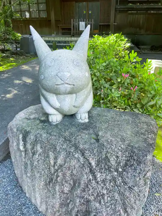 富知六所浅間神社の狛犬