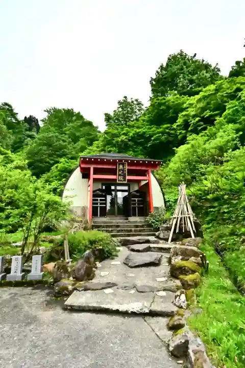 高龍神社 奥之院(新潟県)