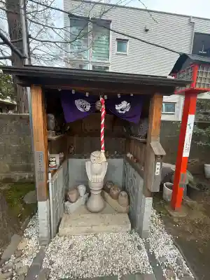 久富稲荷神社の{uncategorized: "未分類", other: "その他", undefined: "問題あり", building: "その他建物", grave: "お墓", sacred_gate: "鳥居", guardian: "狛犬", statue: "像", buddha: "仏像", history: "歴史", nature: "自然", garden: "庭園", animal: "動物", pagoda: "塔", temizu: "手水舎", mountain_gate: "山門・神門", sanctuary: "本殿・本堂", subordinate: "末社・摂社", art: "芸術", scenery: "景色", jizo: "地蔵", ema: "絵馬", goshuin: "御朱印", omikuji: "おみくじ", items: "授与品その他", amulet: "お守り", goshuincho: "御朱印帳", eats: "食事", festival: "お祭り", votive_dance: "神楽", shichigosan: "七五三参", wedding: "結婚式", experience: "体験その他", initially: "初詣", around: "周辺", anti_infection: "感染症対策"}