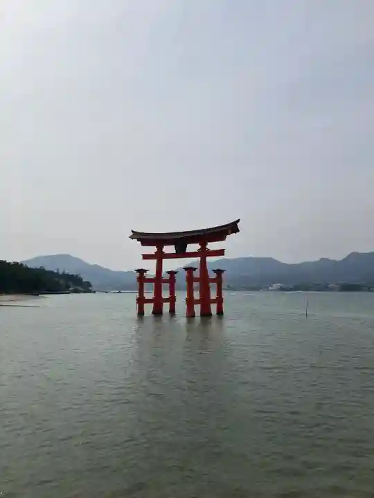 厳島神社(広島県)
