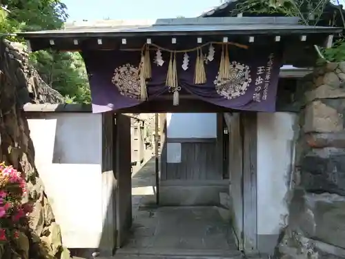 清水寺の山門・神門