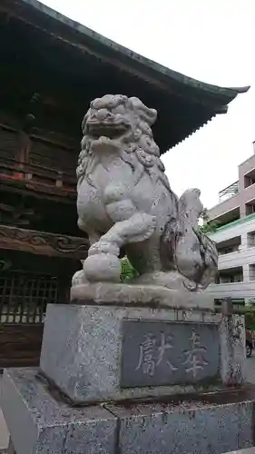 穴切大神社の狛犬