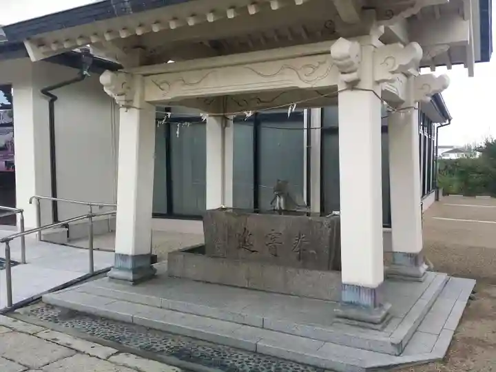 柿本神社の手水舎