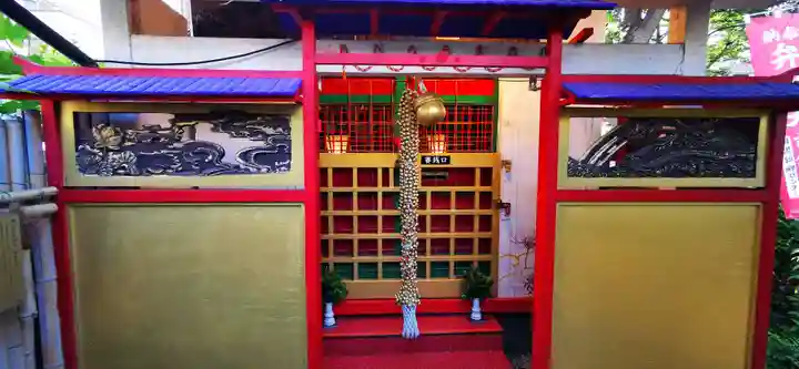 吉原弁財天本宮(吉原神社奥宮)の本殿・本堂