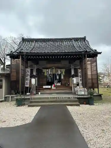 八幡神社の本殿・本堂