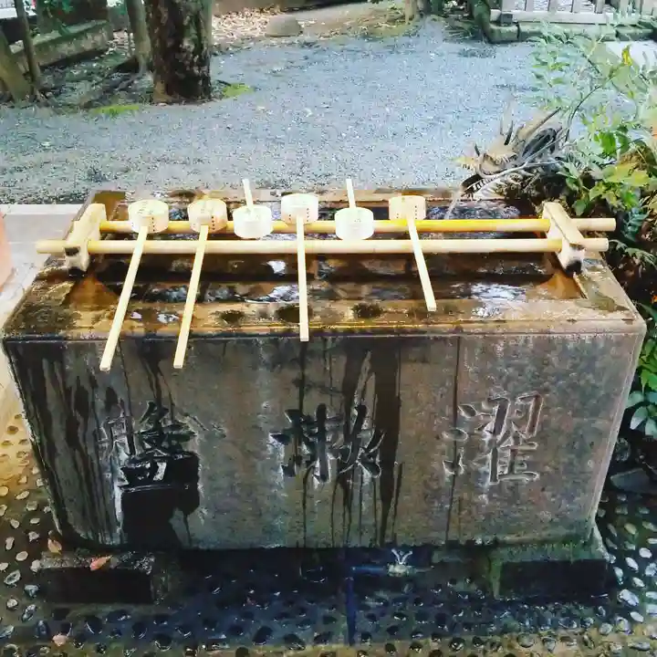 金王八幡宮の手水舎