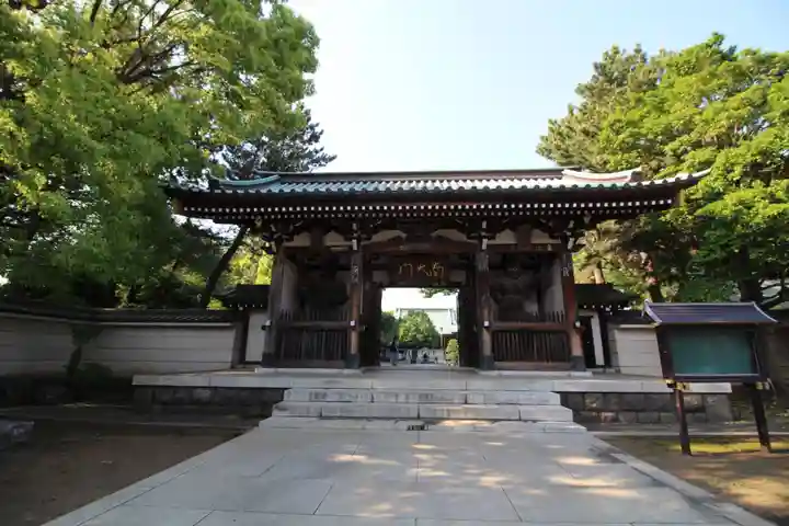 長命寺の山門・神門
