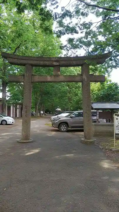 平塚神社の鳥居