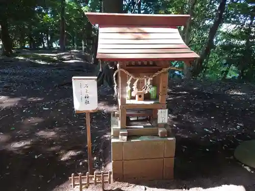 氷川女體神社の末社