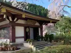 西雲寺の本殿