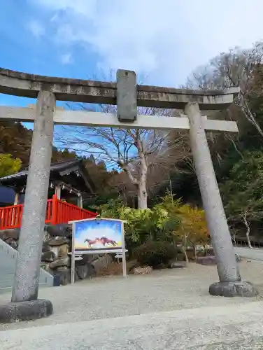 早馬神社の{uncategorized: "未分類", other: "その他", undefined: "問題あり", building: "その他建物", grave: "お墓", sacred_gate: "鳥居", guardian: "狛犬", statue: "像", buddha: "仏像", history: "歴史", nature: "自然", garden: "庭園", animal: "動物", pagoda: "塔", temizu: "手水舎", mountain_gate: "山門・神門", sanctuary: "本殿・本堂", subordinate: "末社・摂社", art: "芸術", scenery: "景色", jizo: "地蔵", ema: "絵馬", goshuin: "御朱印", omikuji: "おみくじ", items: "授与品その他", amulet: "お守り", goshuincho: "御朱印帳", eats: "食事", festival: "お祭り", votive_dance: "神楽", shichigosan: "七五三参", wedding: "結婚式", experience: "体験その他", initially: "初詣", around: "周辺", anti_infection: "感染症対策"}