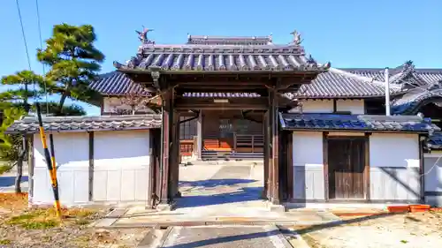 東龍寺の山門