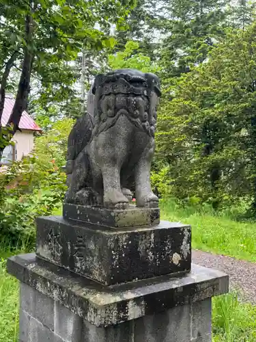 雨龍神社の狛犬