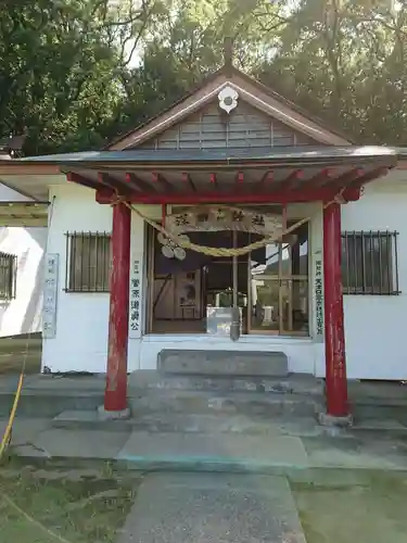 深田神社の本殿