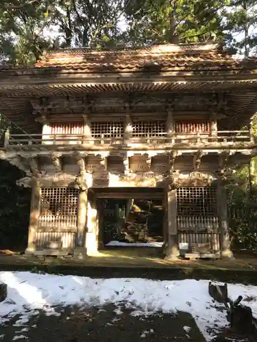 摩尼寺の山門・神門
