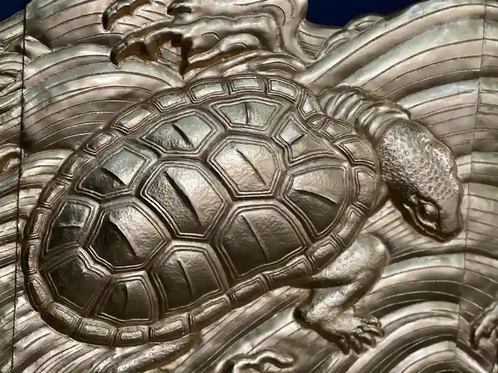 穴八幡宮の芸術