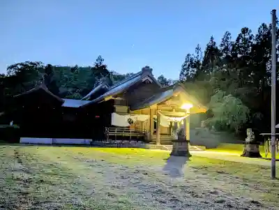 居多神社の{uncategorized: "未分類", other: "その他", undefined: "問題あり", building: "その他建物", grave: "お墓", sacred_gate: "鳥居", guardian: "狛犬", statue: "像", buddha: "仏像", history: "歴史", nature: "自然", garden: "庭園", animal: "動物", pagoda: "塔", temizu: "手水舎", mountain_gate: "山門・神門", sanctuary: "本殿・本堂", subordinate: "末社・摂社", art: "芸術", scenery: "景色", jizo: "地蔵", ema: "絵馬", goshuin: "御朱印", omikuji: "おみくじ", items: "授与品その他", amulet: "お守り", goshuincho: "御朱印帳", eats: "食事", festival: "お祭り", votive_dance: "神楽", shichigosan: "七五三参", wedding: "結婚式", experience: "体験その他", initially: "初詣", around: "周辺", anti_infection: "感染症対策"}