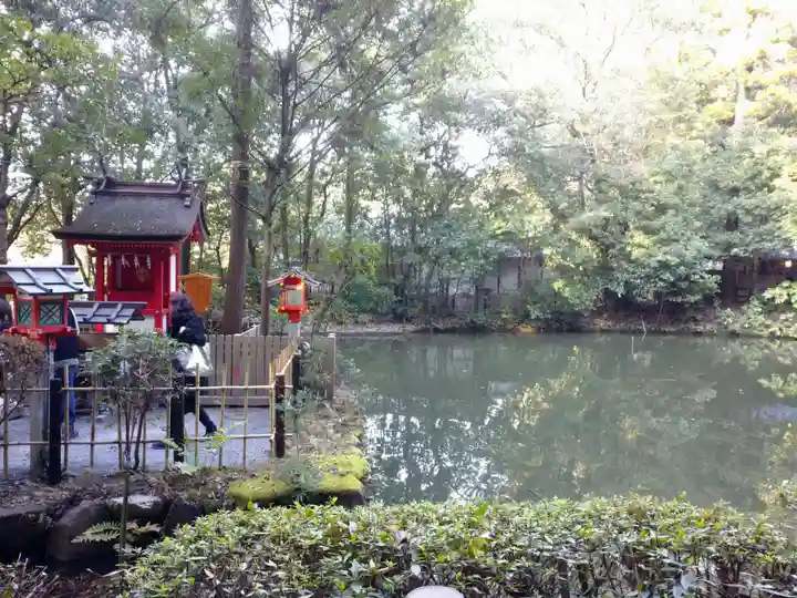 狭井坐大神荒魂神社(狭井神社)の庭園
