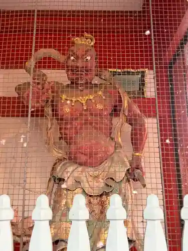 大須観音 （北野山真福寺宝生院）の{uncategorized: "未分類", other: "その他", undefined: "問題あり", building: "その他建物", grave: "お墓", sacred_gate: "鳥居", guardian: "狛犬", statue: "像", buddha: "仏像", history: "歴史", nature: "自然", garden: "庭園", animal: "動物", pagoda: "塔", temizu: "手水舎", mountain_gate: "山門・神門", sanctuary: "本殿・本堂", subordinate: "末社・摂社", art: "芸術", scenery: "景色", jizo: "地蔵", ema: "絵馬", goshuin: "御朱印", omikuji: "おみくじ", items: "授与品その他", amulet: "お守り", goshuincho: "御朱印帳", eats: "食事", festival: "お祭り", votive_dance: "神楽", shichigosan: "七五三参", wedding: "結婚式", experience: "体験その他", initially: "初詣", around: "周辺", anti_infection: "感染症対策"}