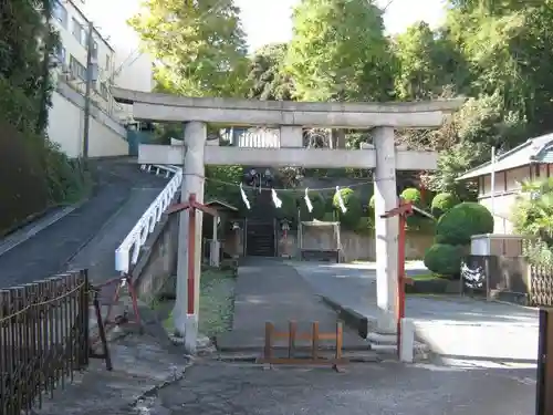 瀬戸ヶ谷八幡社の鳥居