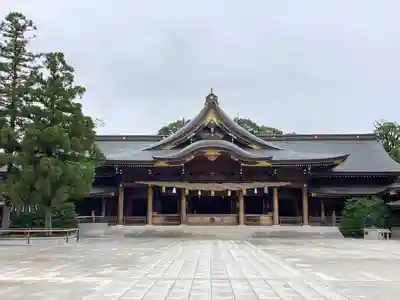 寒川神社の本殿・本堂
