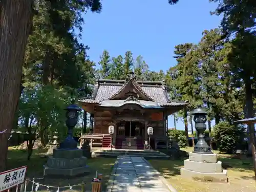 守りの神　藤基神社の{uncategorized: "未分類", other: "その他", undefined: "問題あり", building: "その他建物", grave: "お墓", sacred_gate: "鳥居", guardian: "狛犬", statue: "像", buddha: "仏像", history: "歴史", nature: "自然", garden: "庭園", animal: "動物", pagoda: "塔", temizu: "手水舎", mountain_gate: "山門・神門", sanctuary: "本殿・本堂", subordinate: "末社・摂社", art: "芸術", scenery: "景色", jizo: "地蔵", ema: "絵馬", goshuin: "御朱印", omikuji: "おみくじ", items: "授与品その他", amulet: "お守り", goshuincho: "御朱印帳", eats: "食事", festival: "お祭り", votive_dance: "神楽", shichigosan: "七五三参", wedding: "結婚式", experience: "体験その他", initially: "初詣", around: "周辺", anti_infection: "感染症対策"}