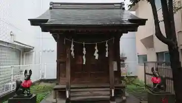 さくら稲荷の本殿・本堂