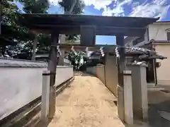 三十八柱神社の鳥居