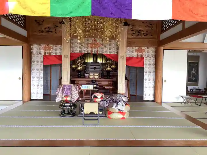 法岑寺の本殿・本堂