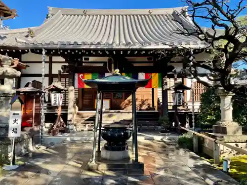 常性寺の本殿・本堂