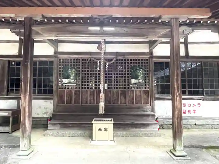 加富神社の本殿・本堂