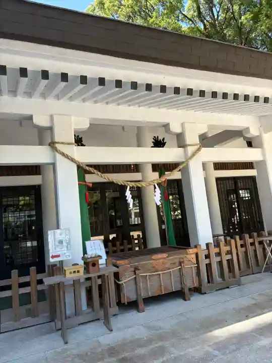 宮崎縣護國神社の{uncategorized: "未分類", other: "その他", undefined: "問題あり", building: "その他建物", grave: "お墓", sacred_gate: "鳥居", guardian: "狛犬", statue: "像", buddha: "仏像", history: "歴史", nature: "自然", garden: "庭園", animal: "動物", pagoda: "塔", temizu: "手水舎", mountain_gate: "山門・神門", sanctuary: "本殿・本堂", subordinate: "末社・摂社", art: "芸術", scenery: "景色", jizo: "地蔵", ema: "絵馬", goshuin: "御朱印", omikuji: "おみくじ", items: "授与品その他", amulet: "お守り", goshuincho: "御朱印帳", eats: "食事", festival: "お祭り", votive_dance: "神楽", shichigosan: "七五三参", wedding: "結婚式", experience: "体験その他", initially: "初詣", around: "周辺", anti_infection: "感染症対策"}