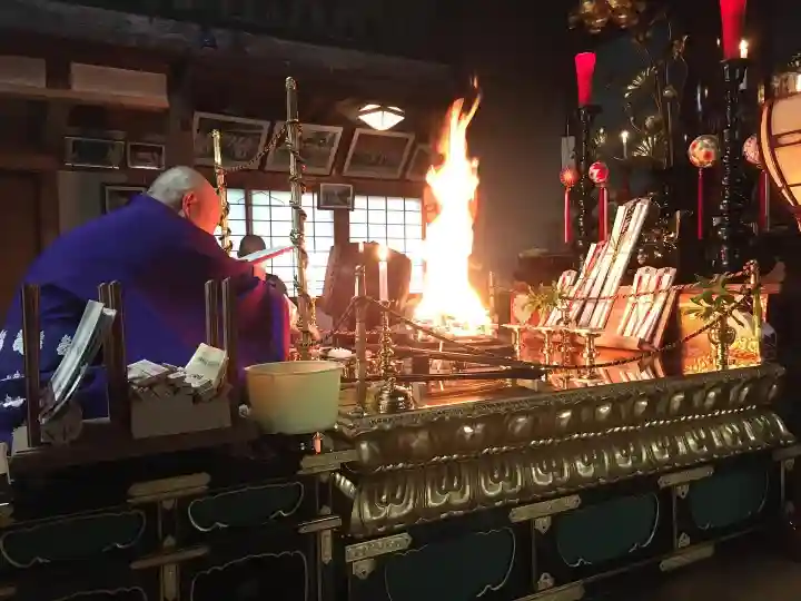 光明院 薬師堂(新潟県)