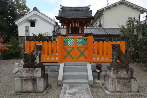 津島神社の末社