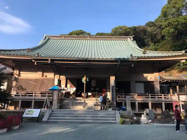 鎮國寺の本殿・本堂