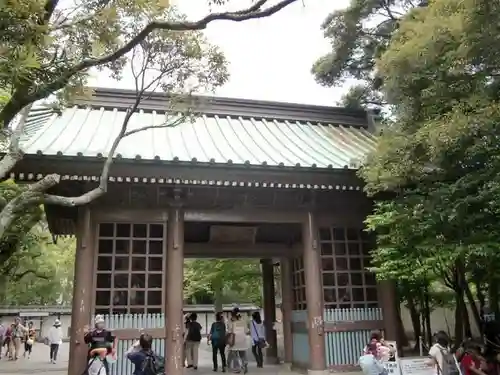 高徳院の山門・神門