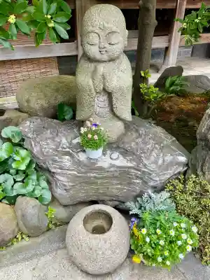 天眼寺の{uncategorized: "未分類", other: "その他", undefined: "問題あり", building: "その他建物", grave: "お墓", sacred_gate: "鳥居", guardian: "狛犬", statue: "像", buddha: "仏像", history: "歴史", nature: "自然", garden: "庭園", animal: "動物", pagoda: "塔", temizu: "手水舎", mountain_gate: "山門・神門", sanctuary: "本殿・本堂", subordinate: "末社・摂社", art: "芸術", scenery: "景色", jizo: "地蔵", ema: "絵馬", goshuin: "御朱印", omikuji: "おみくじ", items: "授与品その他", amulet: "お守り", goshuincho: "御朱印帳", eats: "食事", festival: "お祭り", votive_dance: "神楽", shichigosan: "七五三参", wedding: "結婚式", experience: "体験その他", initially: "初詣", around: "周辺", anti_infection: "感染症対策"}