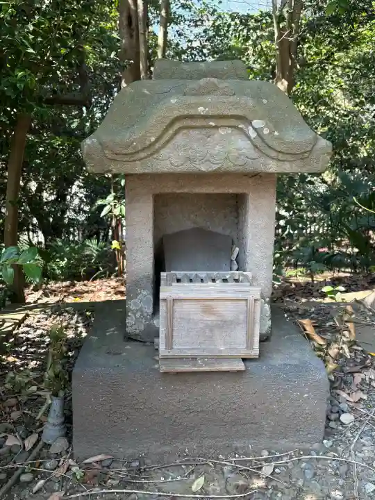 皇大神宮(烏森神社)の{uncategorized: "未分類", other: "その他", undefined: "問題あり", building: "その他建物", grave: "お墓", sacred_gate: "鳥居", guardian: "狛犬", statue: "像", buddha: "仏像", history: "歴史", nature: "自然", garden: "庭園", animal: "動物", pagoda: "塔", temizu: "手水舎", mountain_gate: "山門・神門", sanctuary: "本殿・本堂", subordinate: "末社・摂社", art: "芸術", scenery: "景色", jizo: "地蔵", ema: "絵馬", goshuin: "御朱印", omikuji: "おみくじ", items: "授与品その他", amulet: "お守り", goshuincho: "御朱印帳", eats: "食事", festival: "お祭り", votive_dance: "神楽", shichigosan: "七五三参", wedding: "結婚式", experience: "体験その他", initially: "初詣", around: "周辺", anti_infection: "感染症対策"}