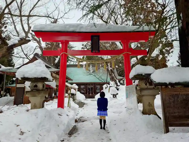 蠶養國神社の鳥居