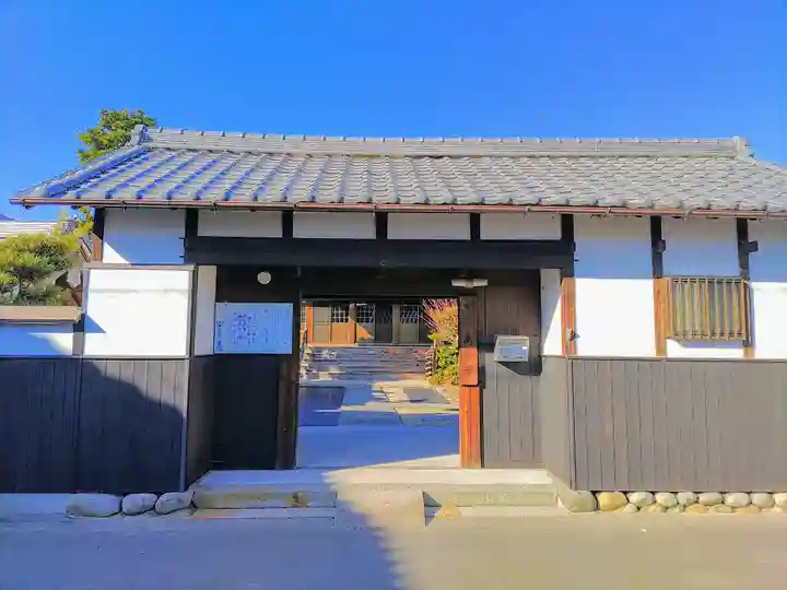 萬瑞寺の山門・神門