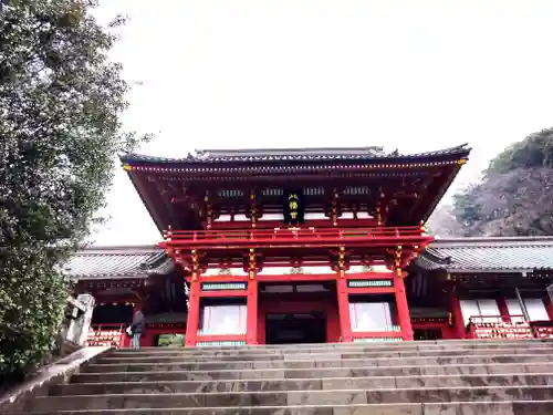 鶴岡八幡宮の本殿・本堂