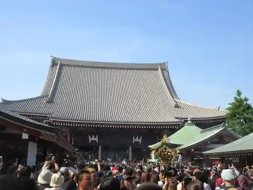 浅草寺の本殿・本堂