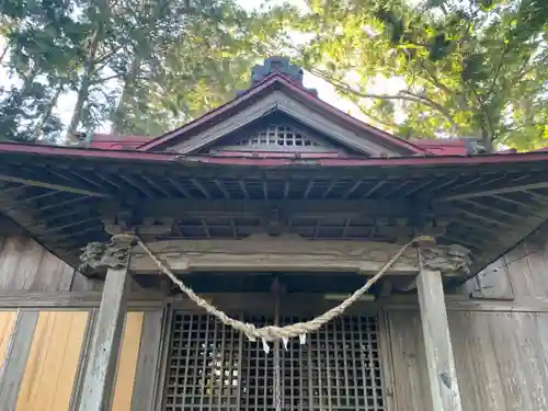 冨崎神社の本殿・本堂