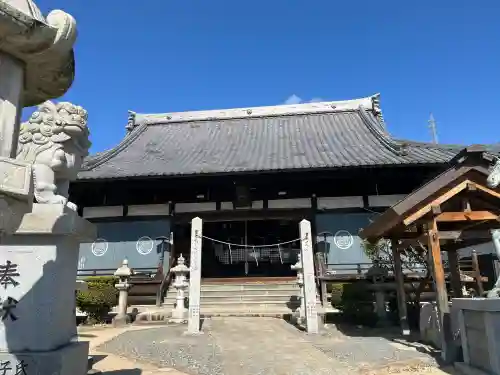 熊野神社の{uncategorized: "未分類", other: "その他", undefined: "問題あり", building: "その他建物", grave: "お墓", sacred_gate: "鳥居", guardian: "狛犬", statue: "像", buddha: "仏像", history: "歴史", nature: "自然", garden: "庭園", animal: "動物", pagoda: "塔", temizu: "手水舎", mountain_gate: "山門・神門", sanctuary: "本殿・本堂", subordinate: "末社・摂社", art: "芸術", scenery: "景色", jizo: "地蔵", ema: "絵馬", goshuin: "御朱印", omikuji: "おみくじ", items: "授与品その他", amulet: "お守り", goshuincho: "御朱印帳", eats: "食事", festival: "お祭り", votive_dance: "神楽", shichigosan: "七五三参", wedding: "結婚式", experience: "体験その他", initially: "初詣", around: "周辺", anti_infection: "感染症対策"}