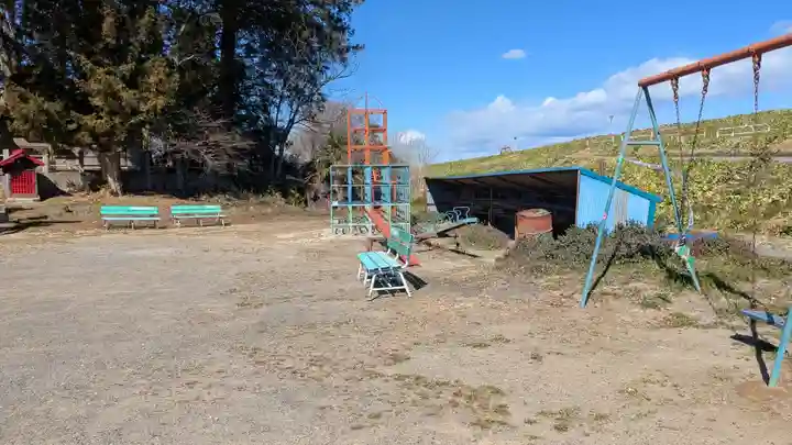 伊奈利神社の庭園