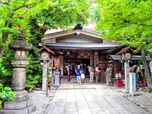 洲嵜神社の本殿・本堂