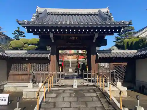 寳珠院（常楽寺）の山門・神門